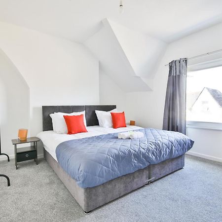 Super King Bed, Walking Distance To City Centre Leilighet Cardiff Eksteriør bilde